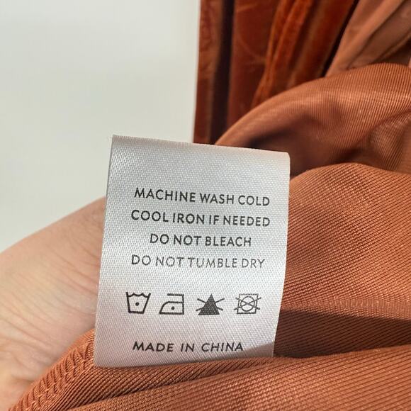 Baltic Born Danielle Embossed Velvet Maxi Dress Women's Size M Rust Lined Wrap - Picture 9 of 10